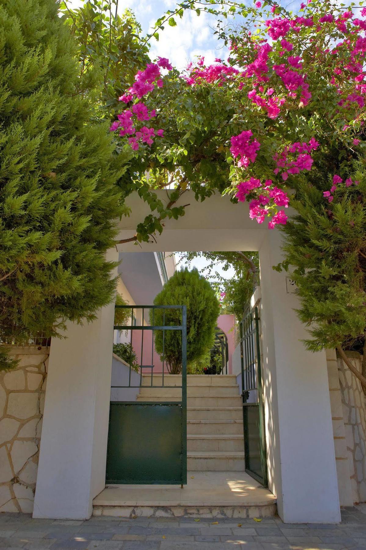 Mariette Rhodes Urban Suites (Adults Only) Rhodes City Bagian luar foto